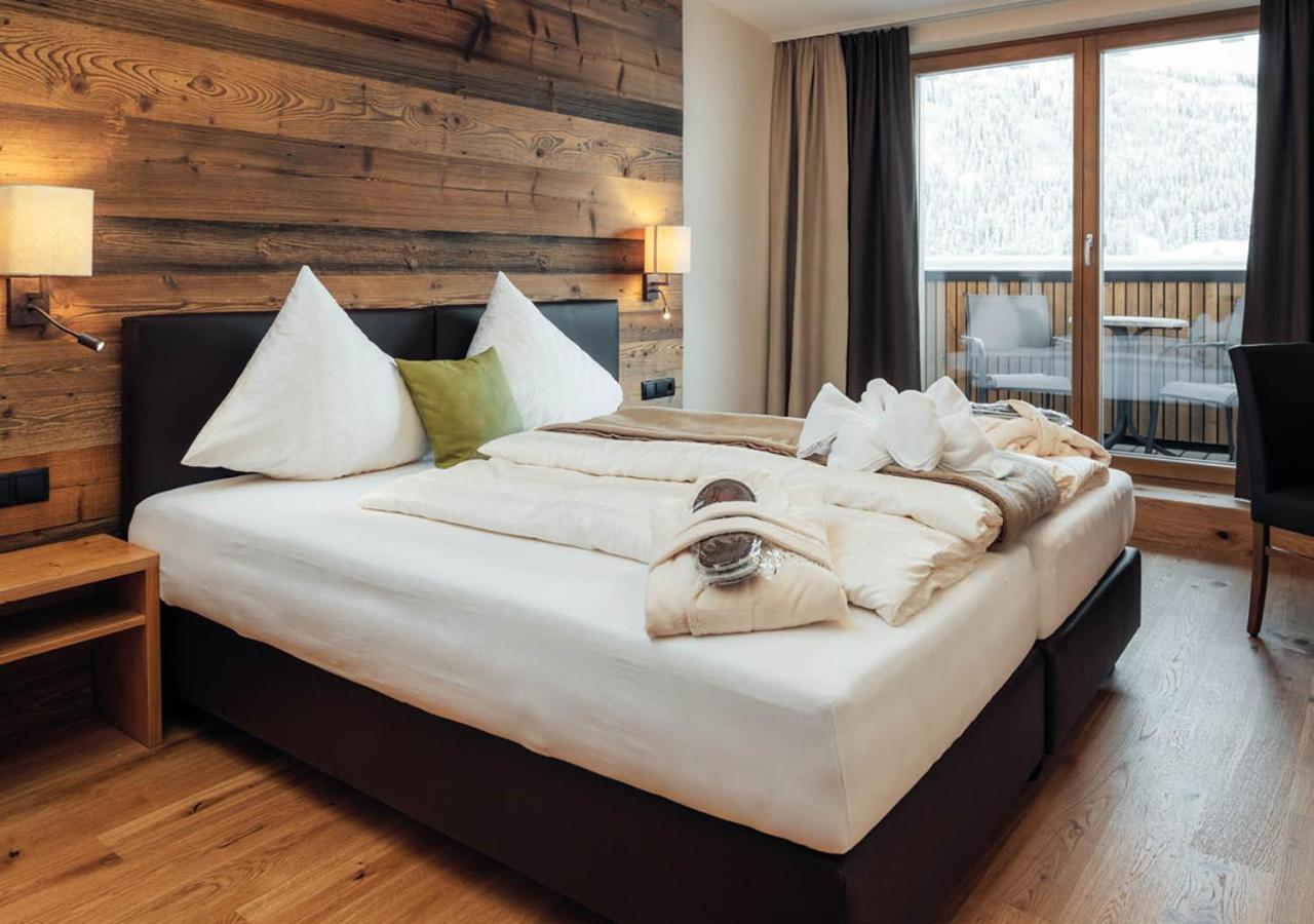 Hotel Garni Alpenjuwel Residenz Serfaus Eksteriør bilde