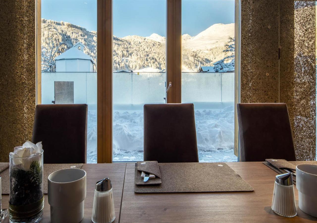 Hotel Garni Alpenjuwel Residenz Serfaus Eksteriør bilde